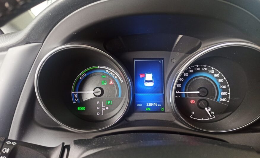 TOYOTA AURIS 1.8 VVT-I HYBRID BUSINESS 136 5P