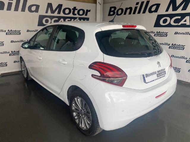 PEUGEOT 208 1.5 BLUEHDI 73KW SIGNATURE 100 5P