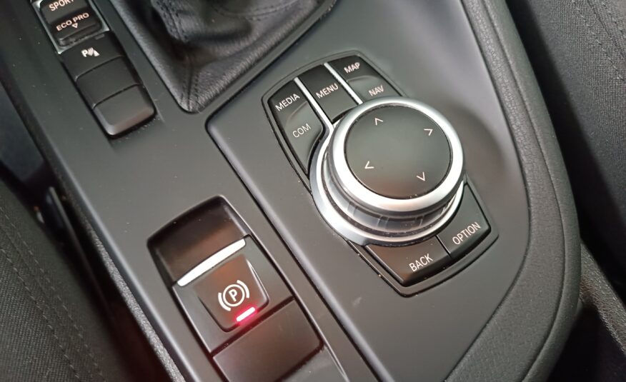 BMW X1 2.0 SDRIVE18D BUSINESS 150 5P
