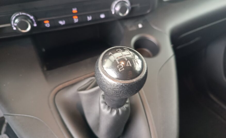 PEUGEOT PARTNER 1.5 BLUEHDI 73KW PRO STANDARD 98 3P