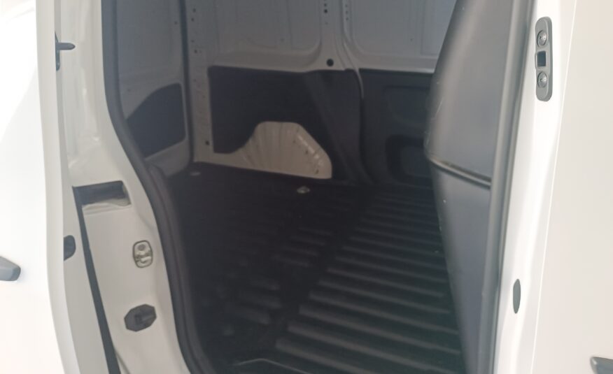 PEUGEOT PARTNER 1.5 BLUEHDI 73KW PRO STANDARD 98 3P